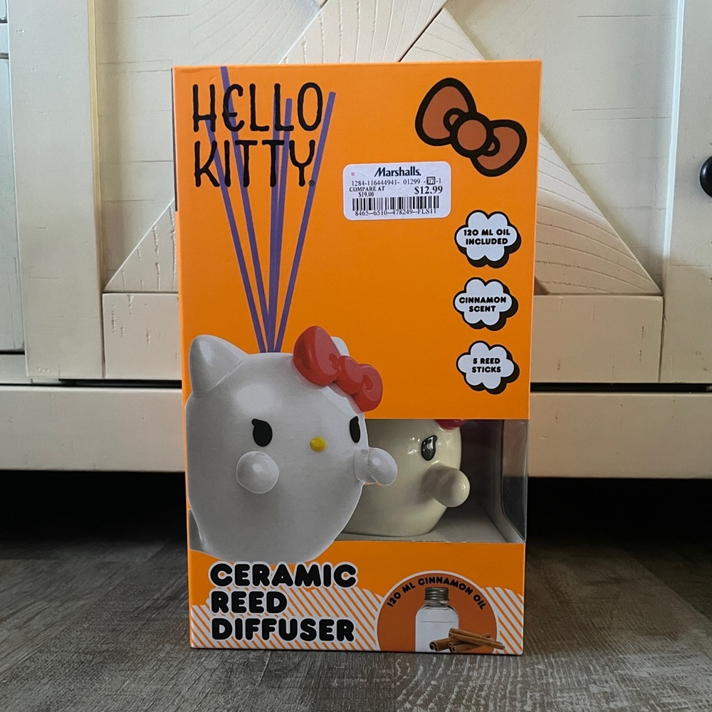 Hello Kitty Orange and White Ceramic Reed Diffuser